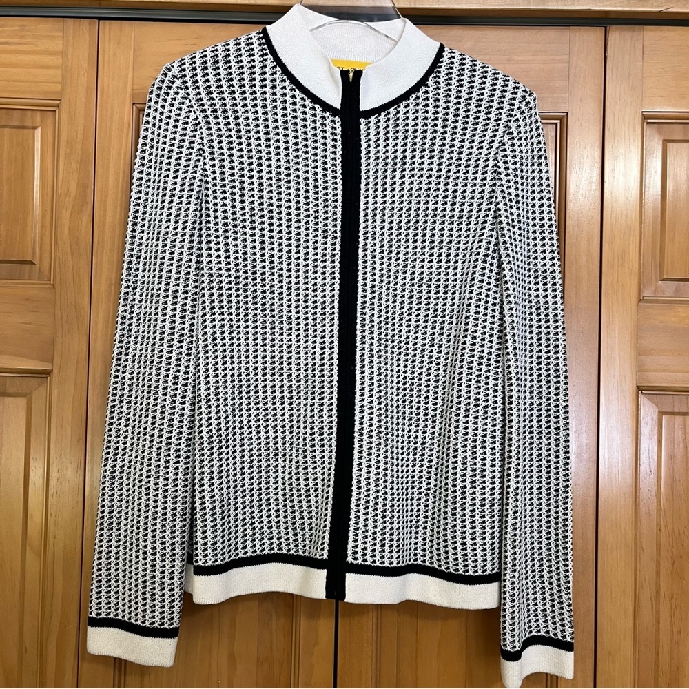 St. John Gold Label Black/Cream Jacket Size Small